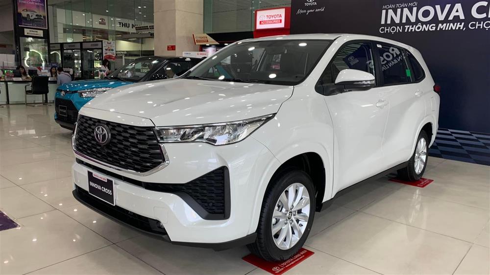 INNOVA CROSS 2.0 V